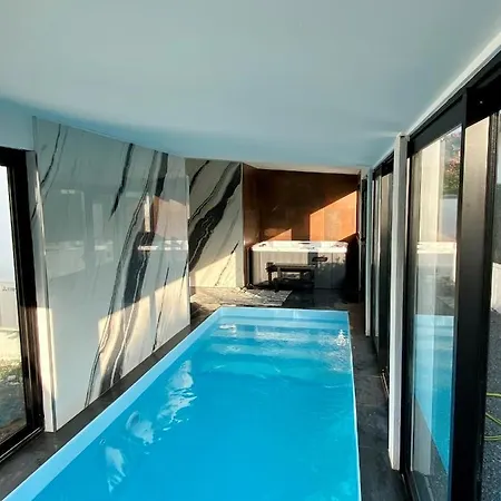 Apartment Agreable Maison De Avec Belle Terrasse